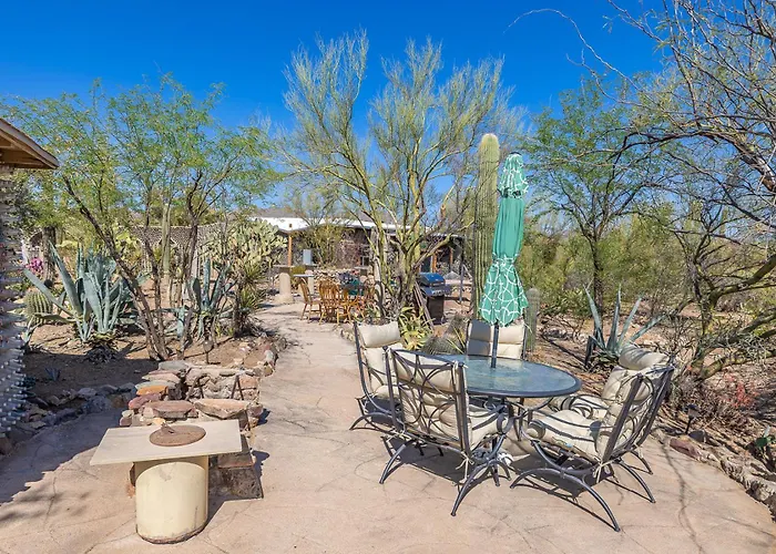 Bottle House - New Listing - Special Deals Holiday home