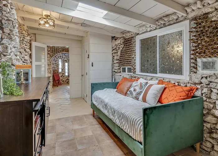 Holiday home Bottle House - New Listing - Special Deals Tucson