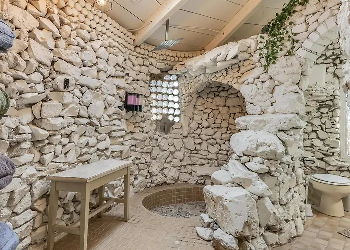 Bottle House - New Listing - Special Deals Holiday home Tucson